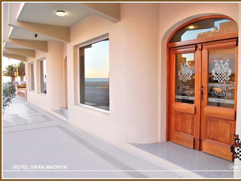 פוארטו מדרין Hotel Gran Madryn מראה חיצוני תמונה