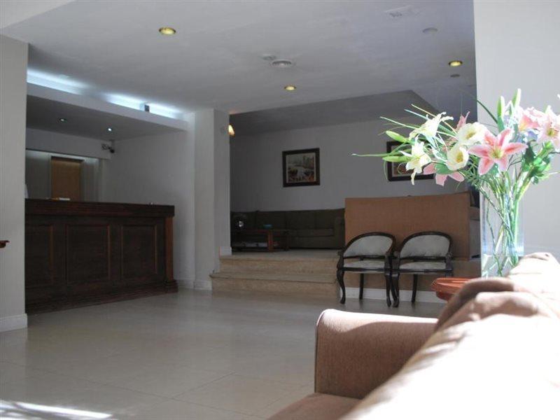 פוארטו מדרין Hotel Gran Madryn מראה חיצוני תמונה