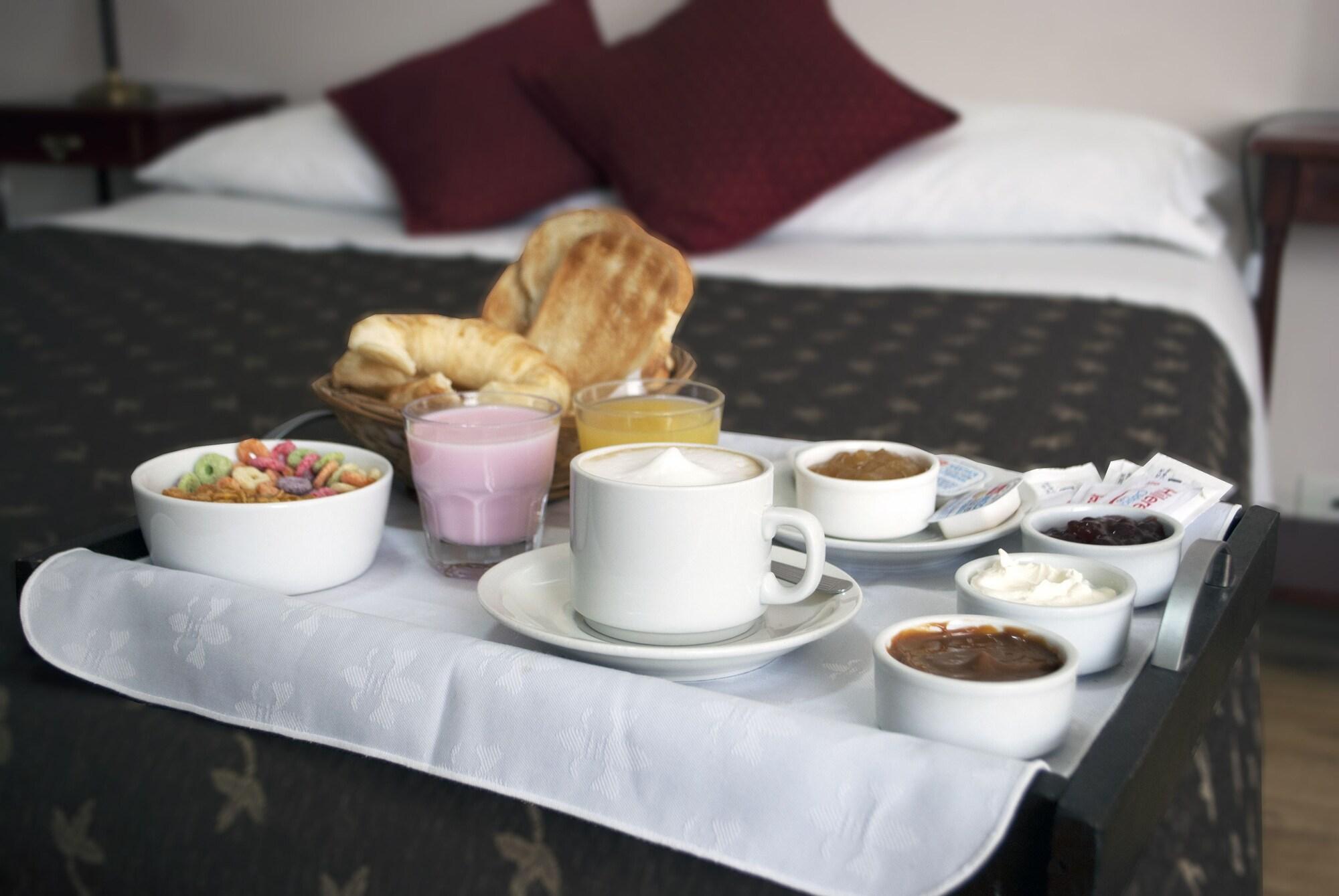 פוארטו מדרין Hotel Gran Madryn מראה חיצוני תמונה