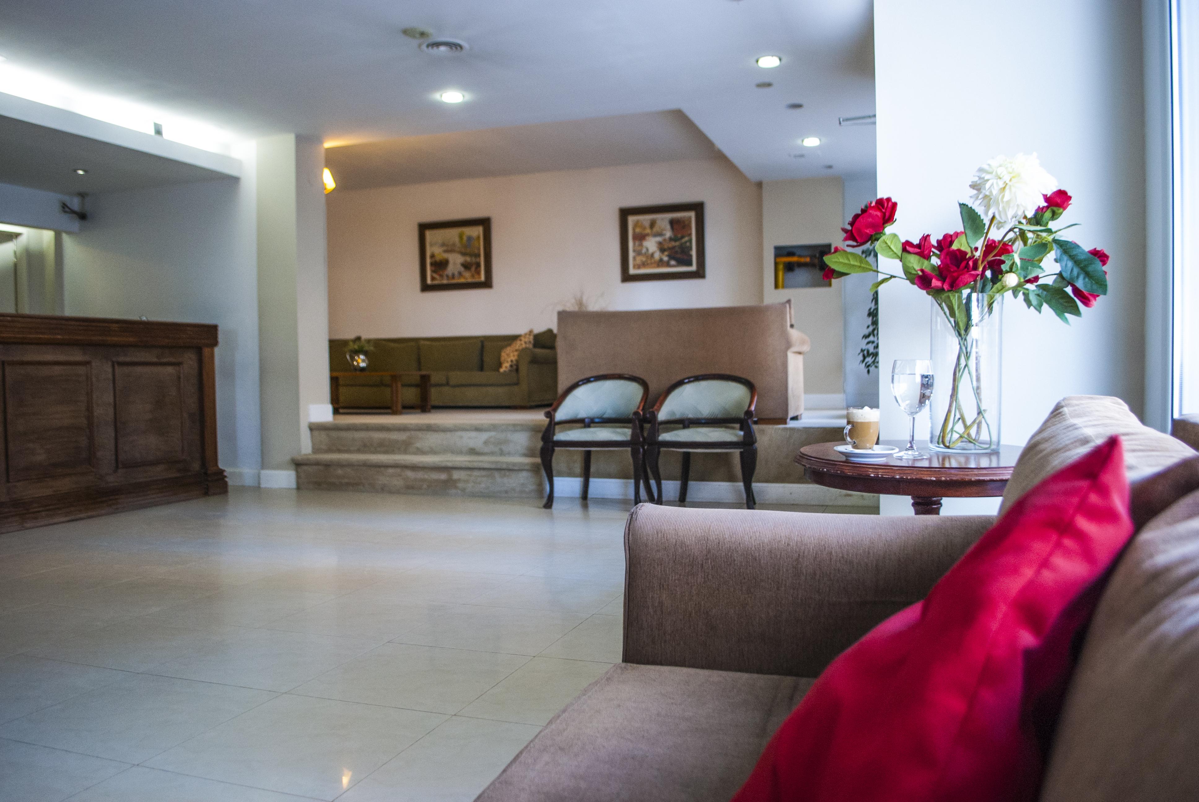 פוארטו מדרין Hotel Gran Madryn מראה חיצוני תמונה