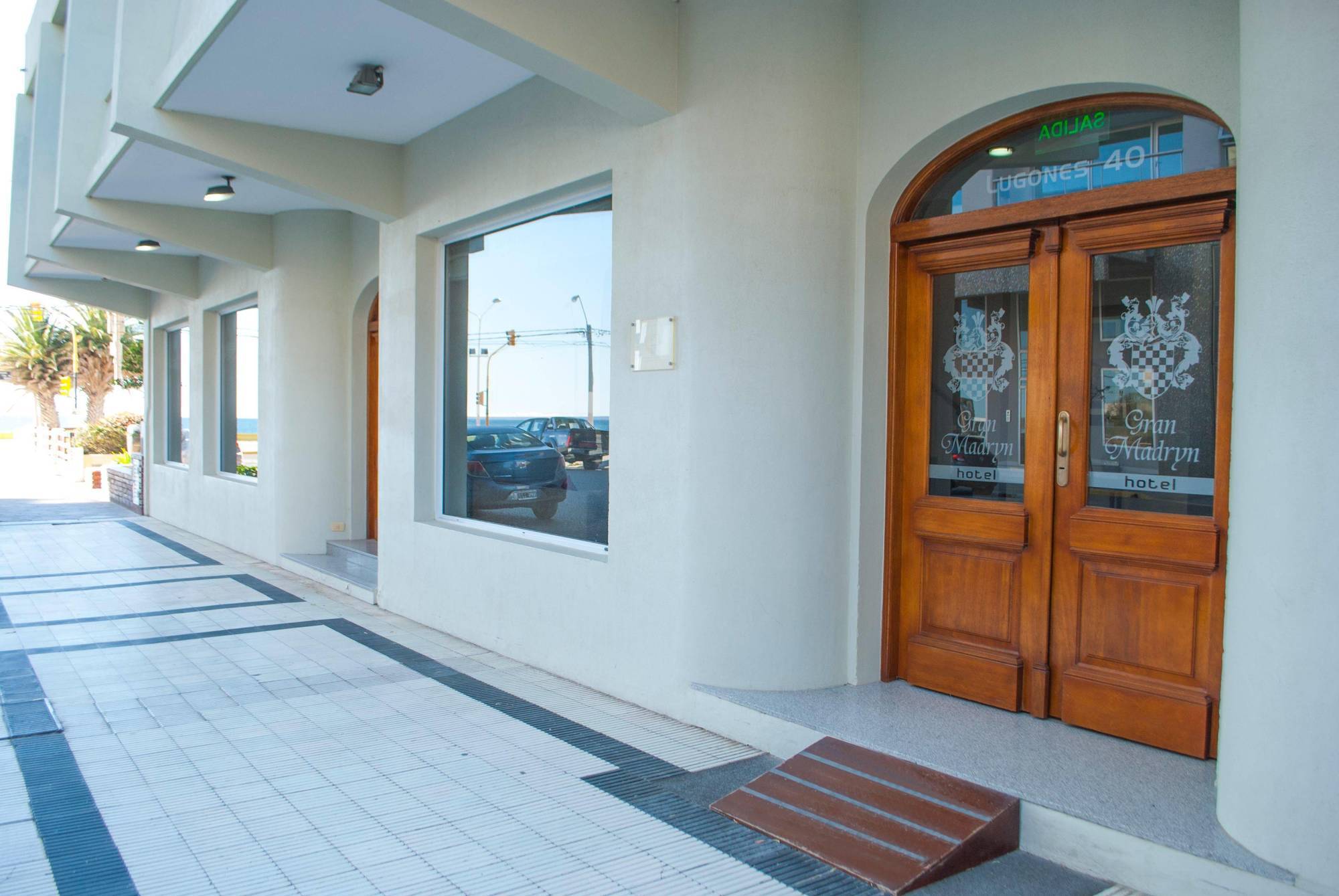פוארטו מדרין Hotel Gran Madryn מראה חיצוני תמונה